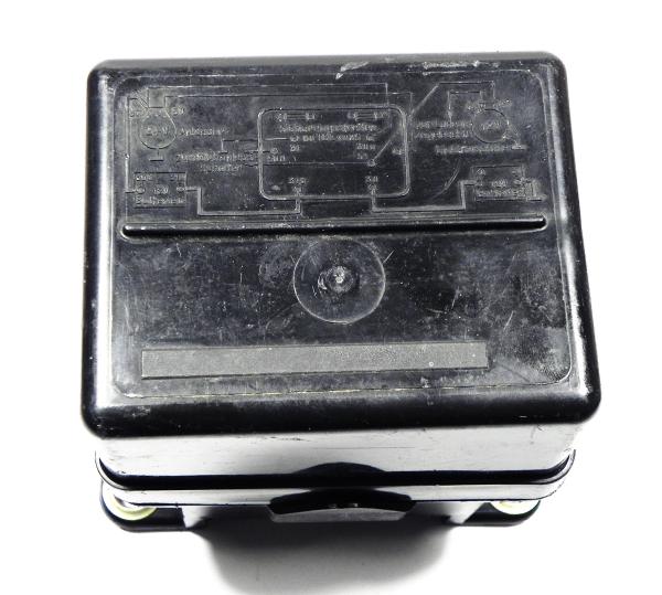 Batterieumschalter 2x12V auf 24V für Anlasser 4-15PS - 8632.2